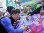 Ketua Umum PKB ikut tandatangani petisi di Surabaya, Jatim.