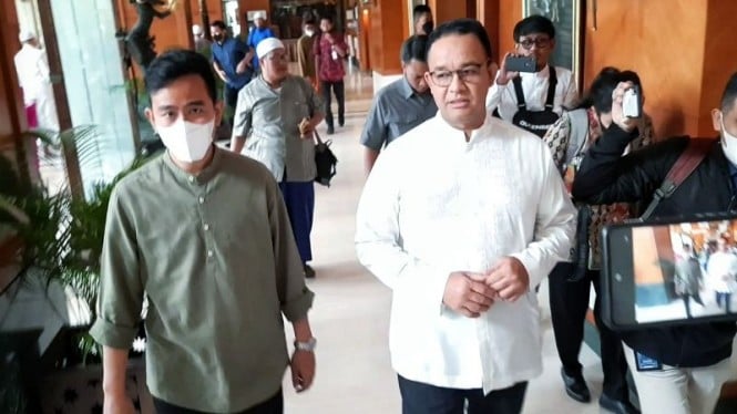 Wali Kota Solo Gibran Rakabuming Raka dan eks Gubernur DKI Anies Baswedan.