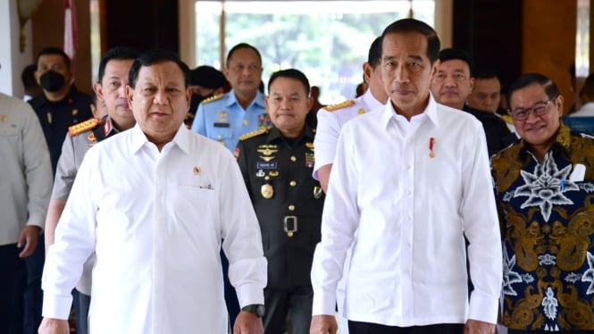 Presiden Jokowi dan Menteri Pertahanan RI Prabowo Subianto