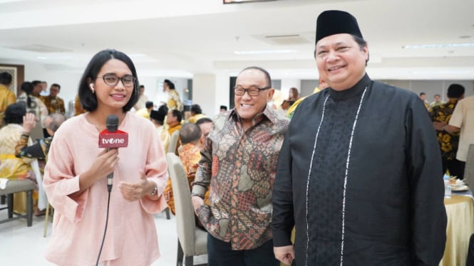 Ketua Dewan Pembina Golkar Aburizal Bakrie dan Ketum Golkar Airlangga Hartarto.