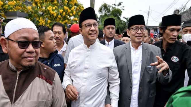 Capres Nasdem Anies Baswedan bersama mantan Gubernur Banten Wahidin Halim