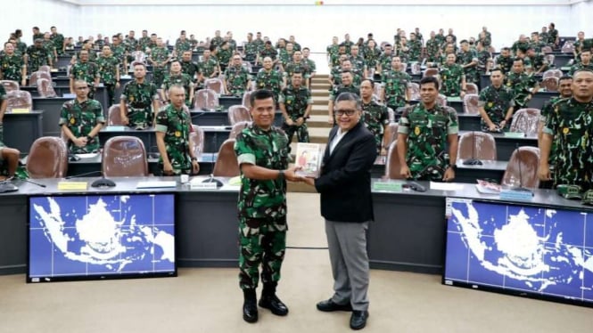 Hasto Kristiyanto di Sekolah Staf dan Komando (Sesko) TNI