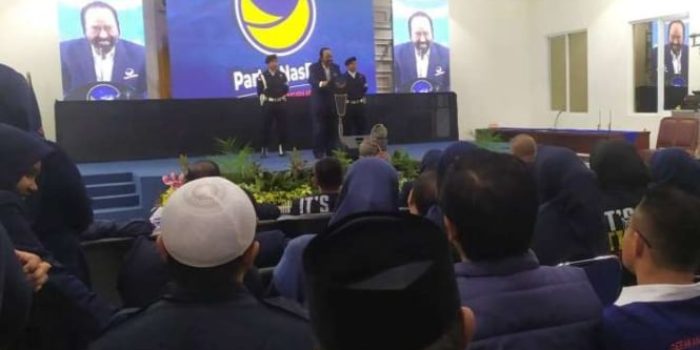 Ketua Umum Partai NasDem Surya Paloh saat memberikan sambutan temu kader di Aceh, di Banda Aceh, Minggu malam, 6 Agustus 2023.
