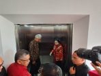 Ketua Umum PDIP Megawati Soekarnoputri bersama Ganjar Pranowo di DPD PDIP DIY